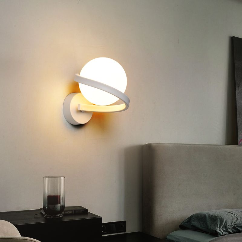 Moderne minimalistische globale muur gemonteerd verlichting metaal 1 lichte wandlampen met glazen schaduw