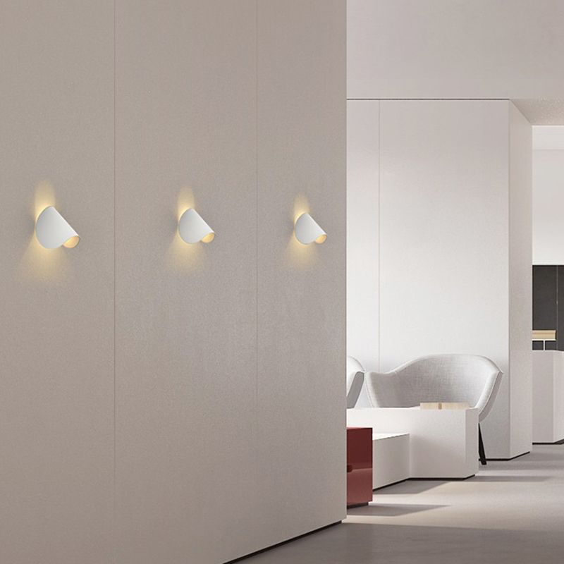 Nordic Style Metal Wall Light Arc Shape Rotatable Wall Lamp for Living Room