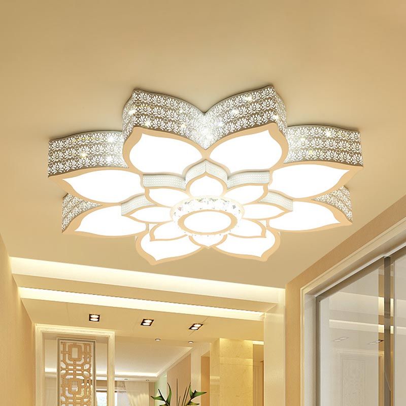 Lotus Faceted Crystal Flush Mount Light Fixture Simple White 23.5"/29.5"/35.5" W LED Ceiling Light in Warm/White Light
