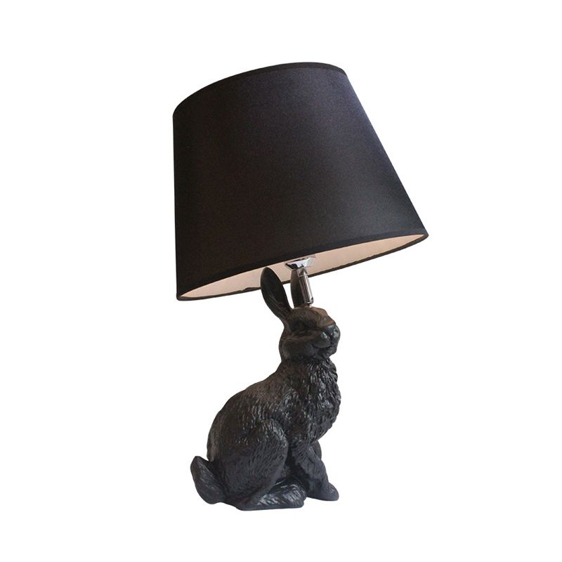 Lámpara negra de la lámpara de noche de la luz del conejo 1 luz de la mesa de resina de luz con sombra de tela