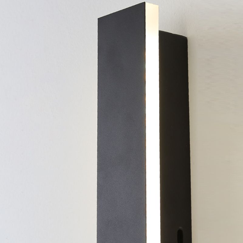 1 Light Linear Wall Mounted Lamp Simplicity Metal Wall Lighting Idea in Black