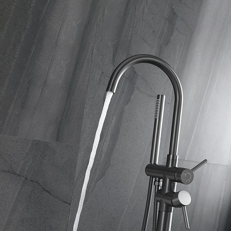 Floor Mounted Metal Freestanding Tub Filler Single Handle Freestanding Faucet