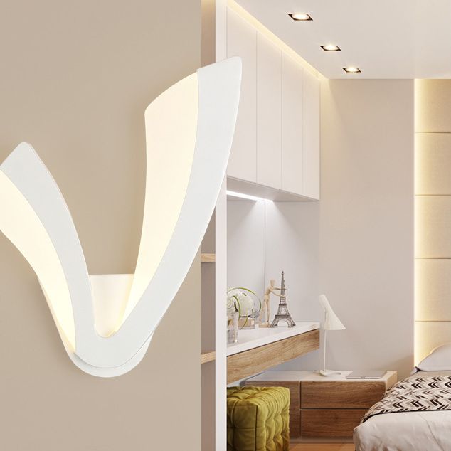 Simple V Shape Wall Lighting Ideas LED Acrylic Shade Wall Mount Light for Living Room Bedroom