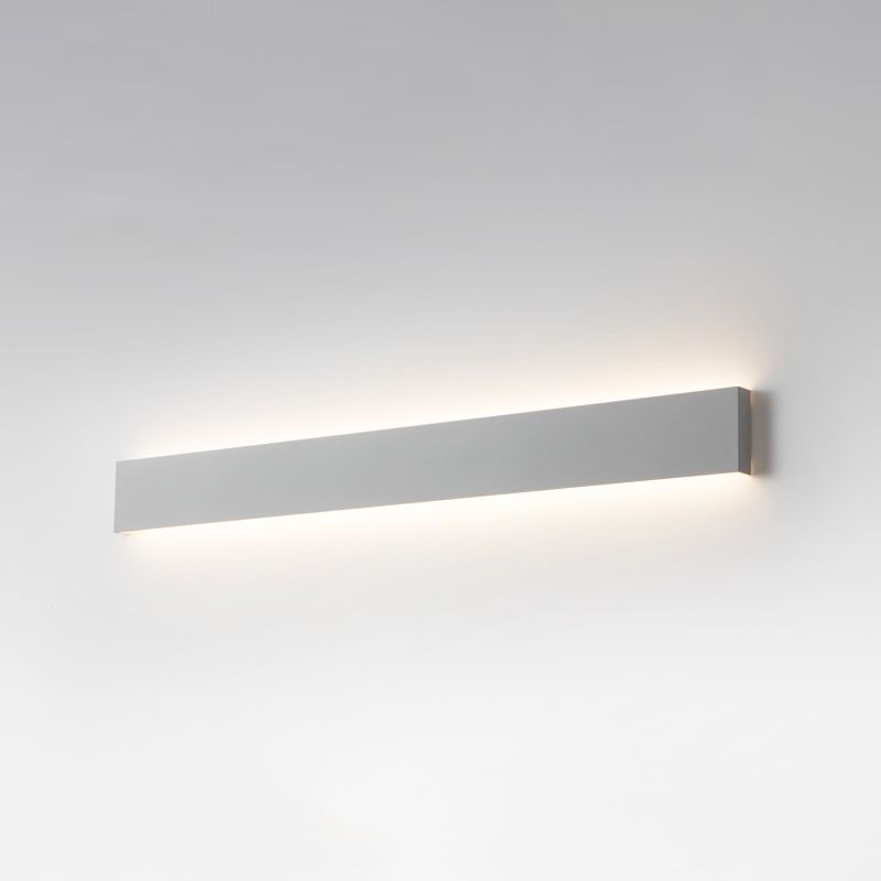 Linear Shade Metal Wall Sconce Modern Style Single Light Wall Mounted Light in White