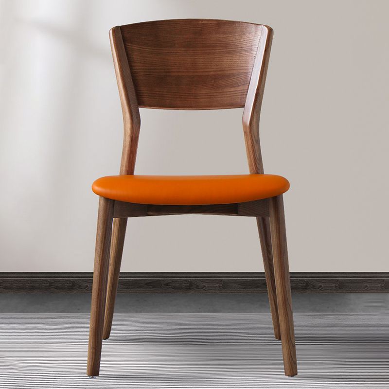 Silla de comedor de madera moderna con respaldo abierto, silla lateral para uso doméstico