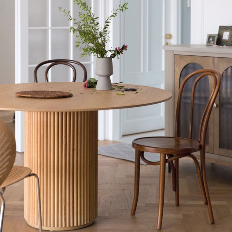 Solid Wood Dining Table Simplicity Style Brown Round Dinner Table for Home Kitchen