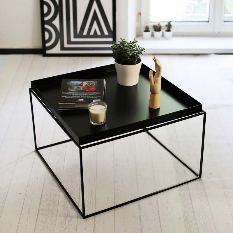 Iron Coffee Table Mid-Century Modern Frame Cocktail Table in Black