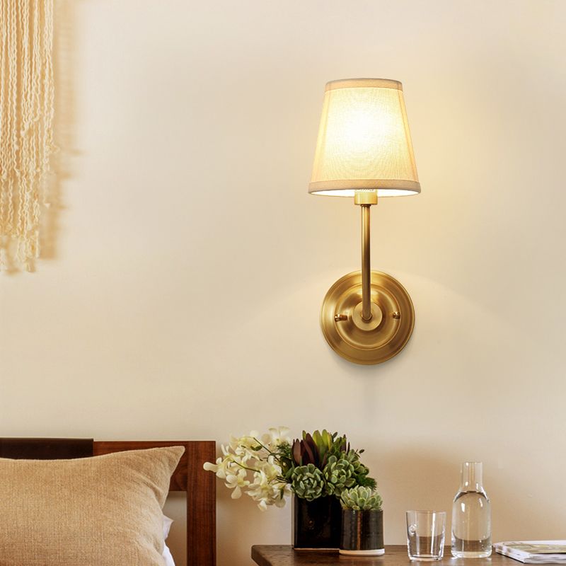 Single-Bulb Wall Light Classic Tapered Fabric Wall Lighting Fixture in Brass for Corridor