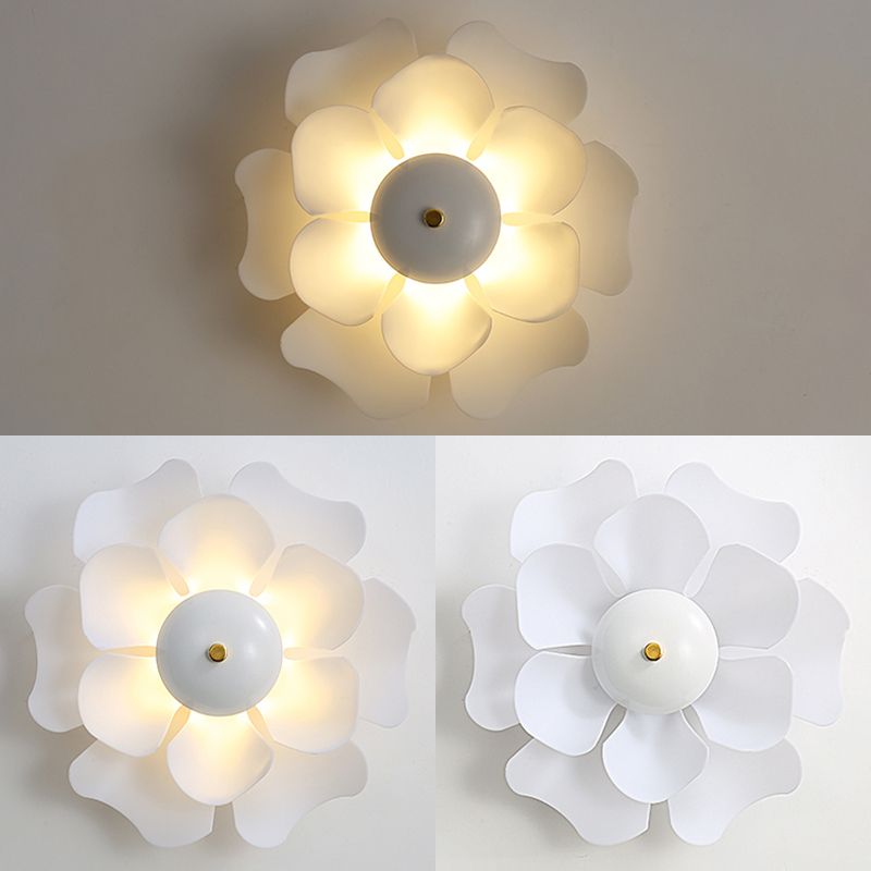 Nordic Style Flower Shape Wall Lamp Indoor Fashion Decoration Wall Sconce with Acrylic Shade