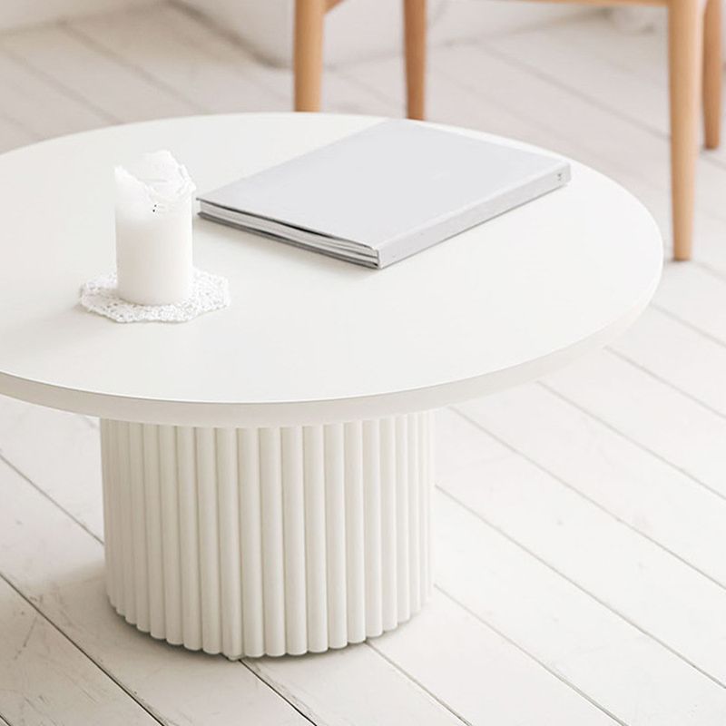 Glam Pedestal Coffee Table Wood Round Cocktail Table for Living Room