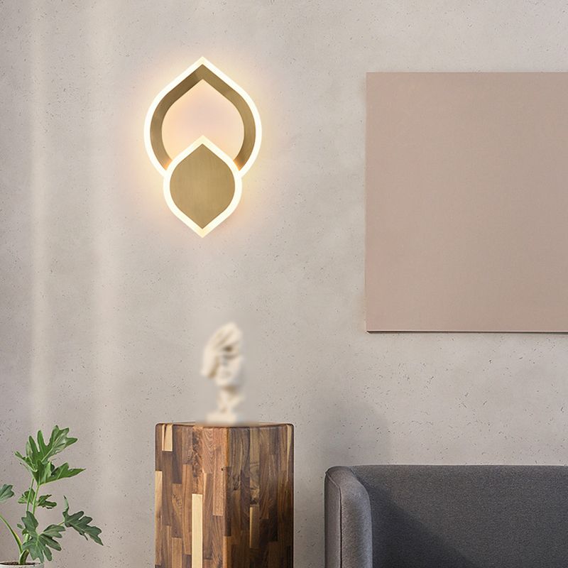2-Light Wall Sconce Light Modern Metal Wall Sconce Lighting in Gold