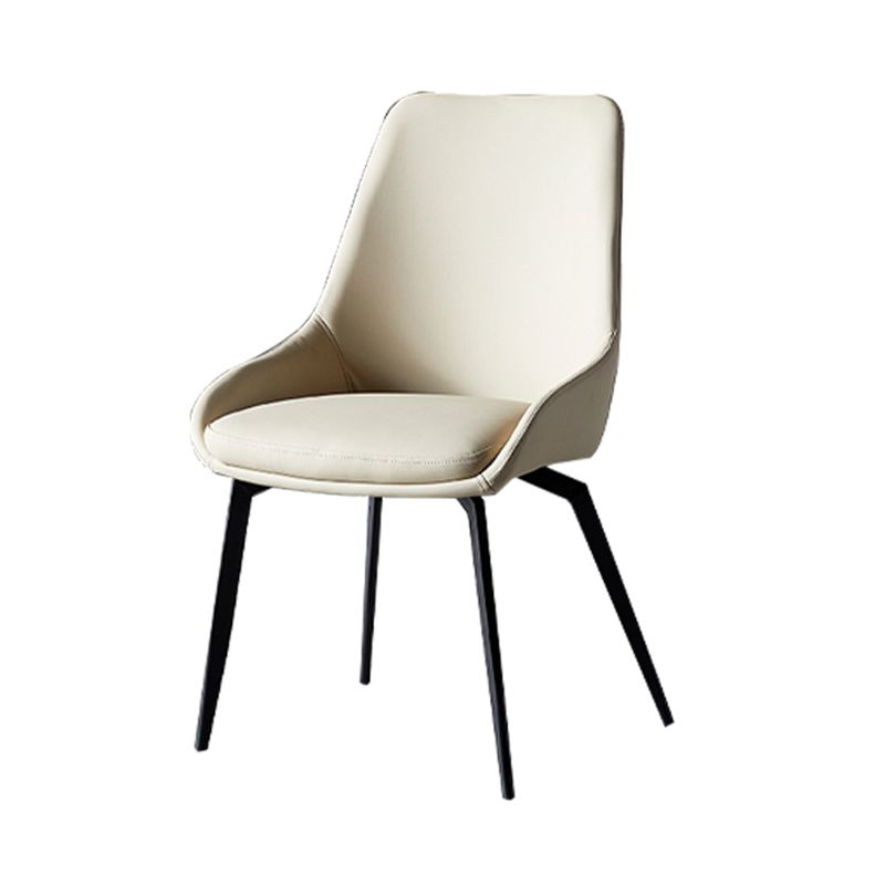 Silla auxiliar de cuero para restaurante moderno, silla de comedor Parsons con acabado mate y patas negras