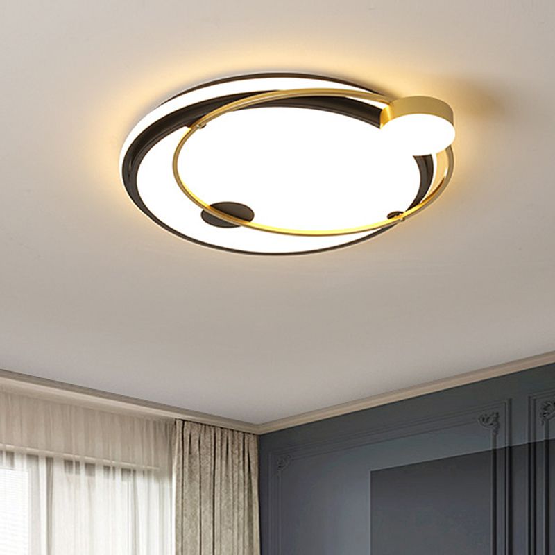 Modernism Round Flush Ceiling Light Metallic LED Bedroom Flush Mount in Black and Gold, Warm/White Light