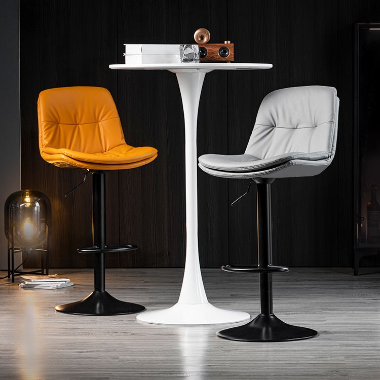 Taburete de Bar giratorio ajustable para interiores, taburete con respaldo y reposapiés, taburete para mostrador