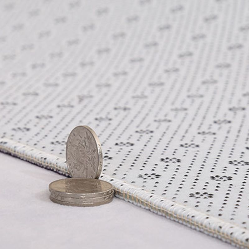 Black Casual Rug Polyester Graphic Rug Non-Slip Backing Rug for Living Room