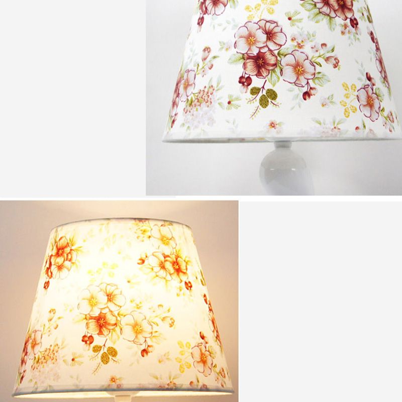 Stile nordico 1 lampada da tavolo lampada a forma di delfino Luce da comodino con paralume