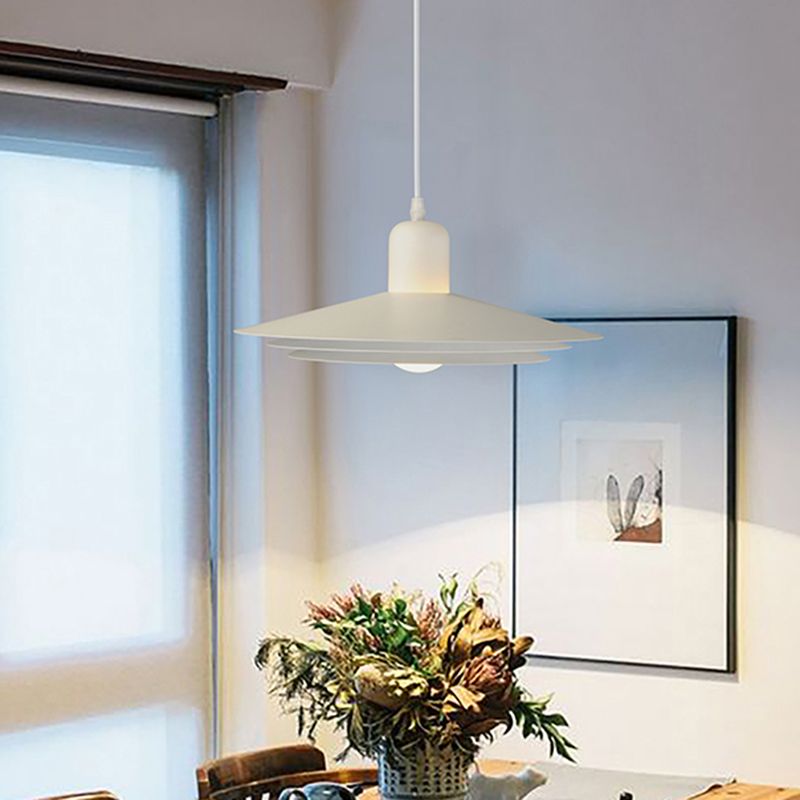 Metal Circular Pendant Light Modernist 1 Bulb White Suspended Lighting Fixture for Dining Room