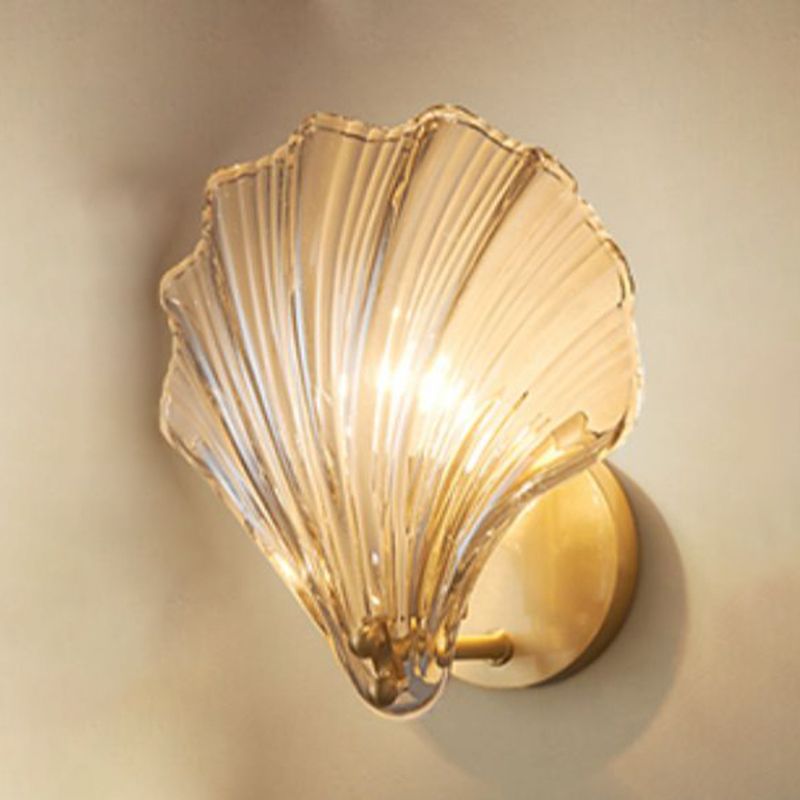 Nordic Style Wall Light Shell Shape Wall Lamp with Glass Shade for Bedroom