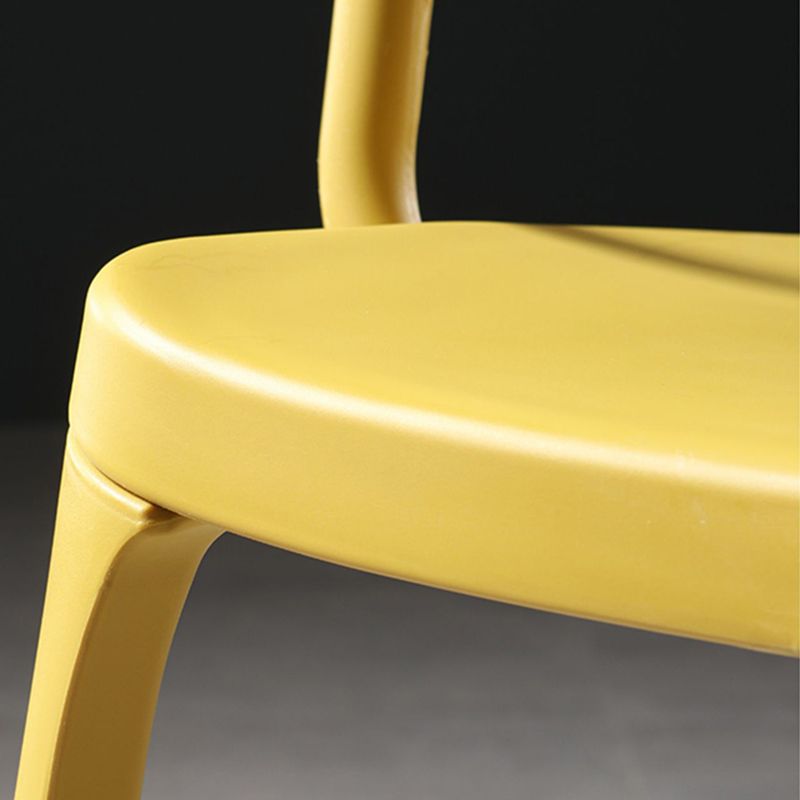 Contemporary Style Plastic Chair Kitchen Slat Back Arm Chairs (Set of 2)