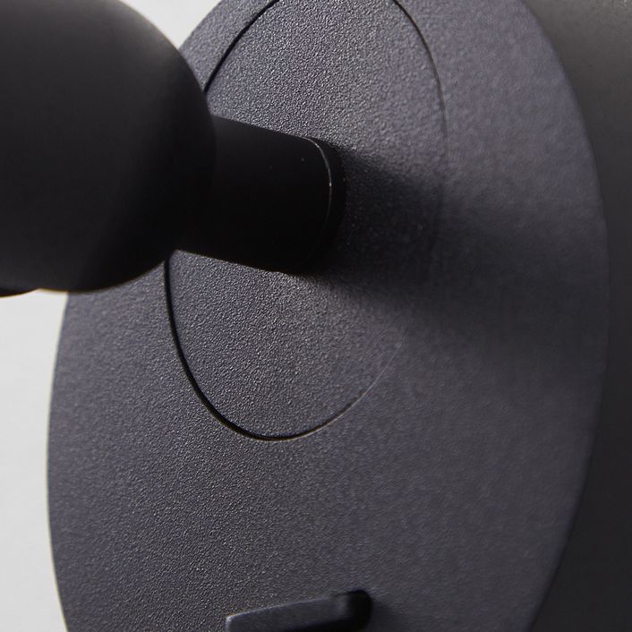 Plan de pared LED de aluminio esmerilado en la simplicidad moderna Luz de pared geométrica de metal para el dormitorio