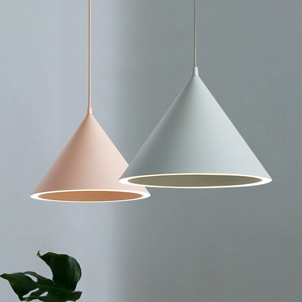 Gelakte ijzeren led hanglamp in moderne creatieve stijl acryl taps toelopende macaron hangende lamp
