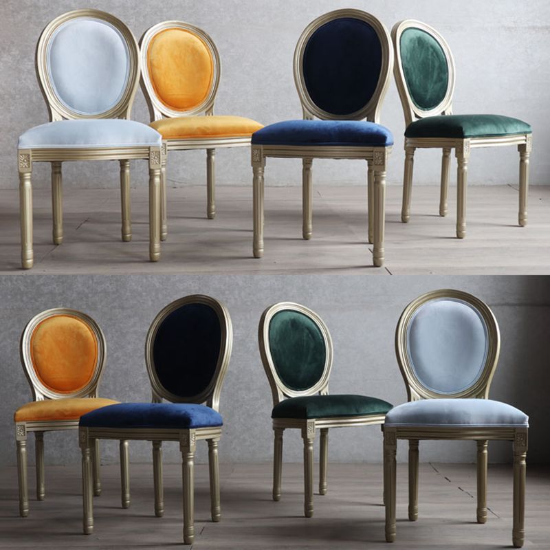 Chaise de salle à manger traditionnelle en velours, chaise latérale à dossier King Louis de 38 pouces avec 4 pieds pour restaurant