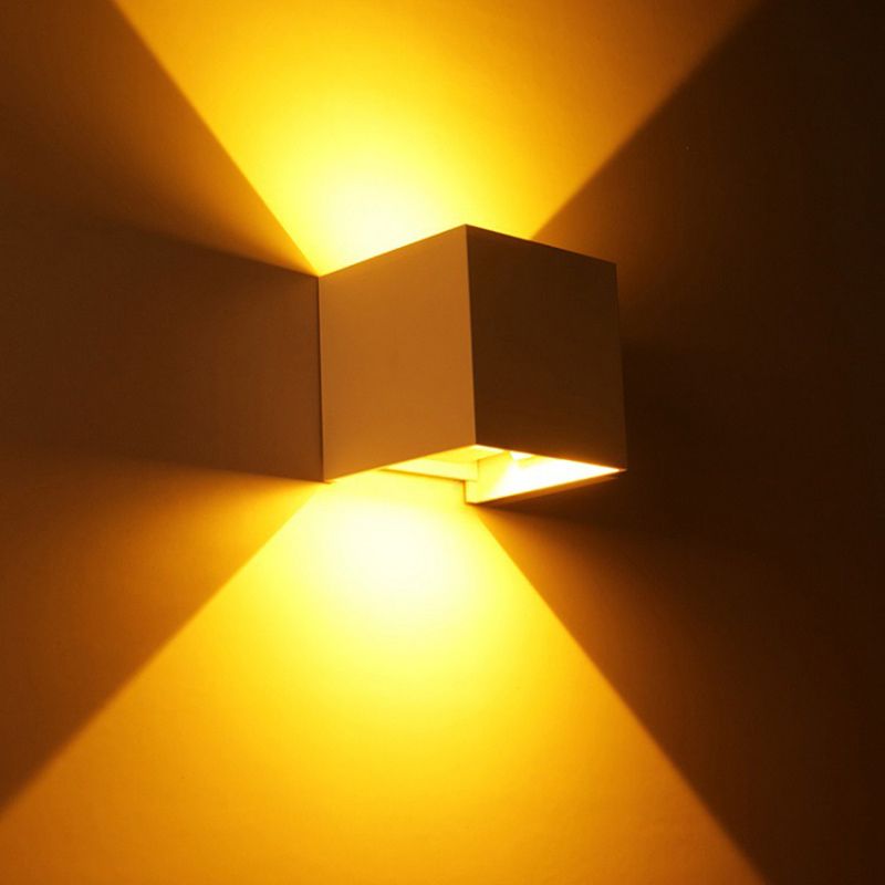 2-Lights Geometric Wall Lamp Fixtures Modern Style Black and White Aluminum Lighting