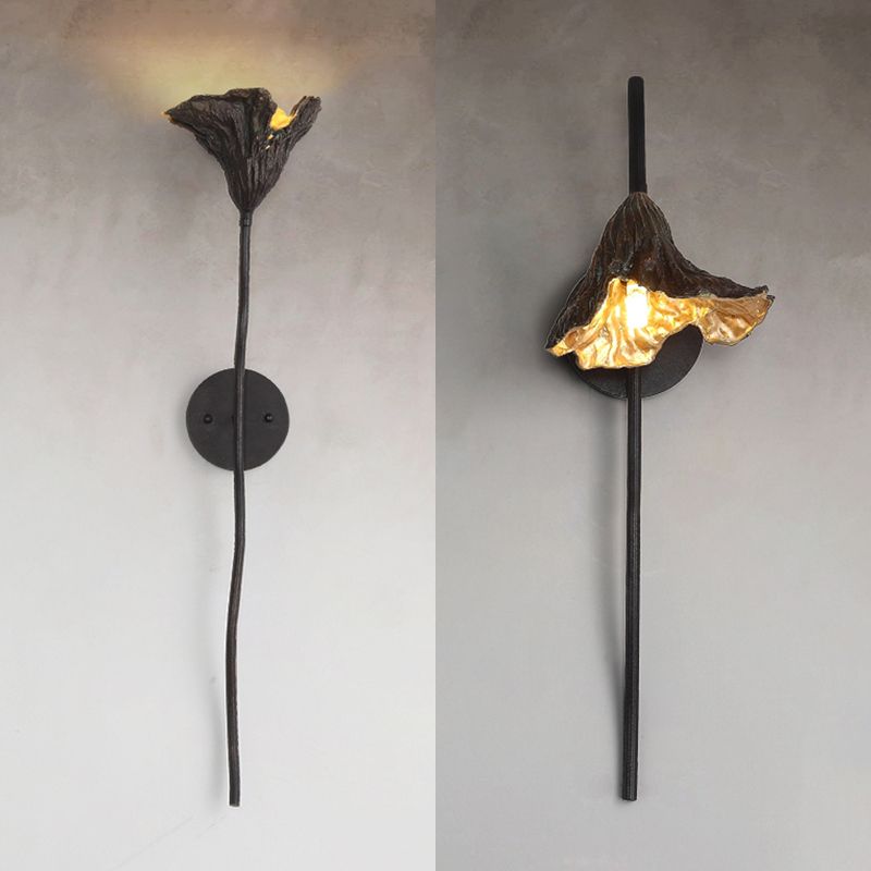 Modern Wall Sconce Flower Shape Wall Light with Metal Shade for Bedroom
