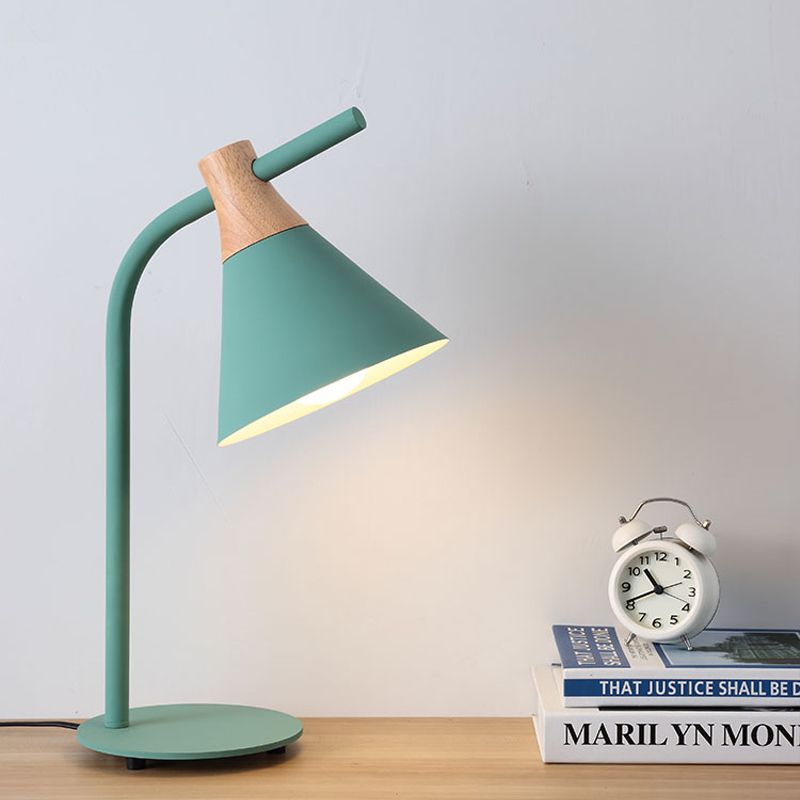 Nordic Style Cone Desk Light with Plug-In Cord Metal 1 Head Desk Lamp for Dormitory Bedroom