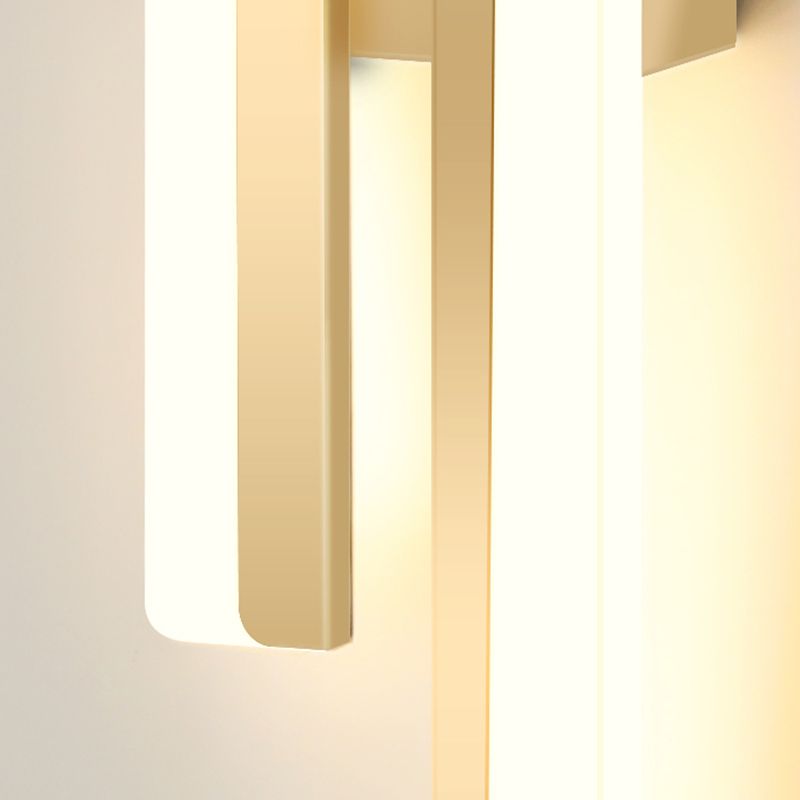 Linear Shape Metal Wall Lights Modern Style 2 Light Wall Mounted Light Fixtures in Gold