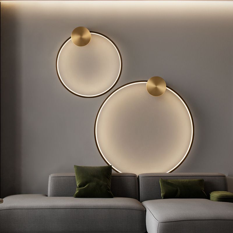 Metal Round Shape Wall Lighting Modern Style 1 Light Wall Mounted Light Fixture