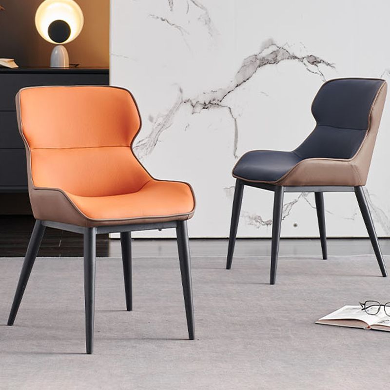 Chaise de salle à manger contemporaine en métal, chaise d'appoint en similicuir pour usage domestique (Ensemble de 2)