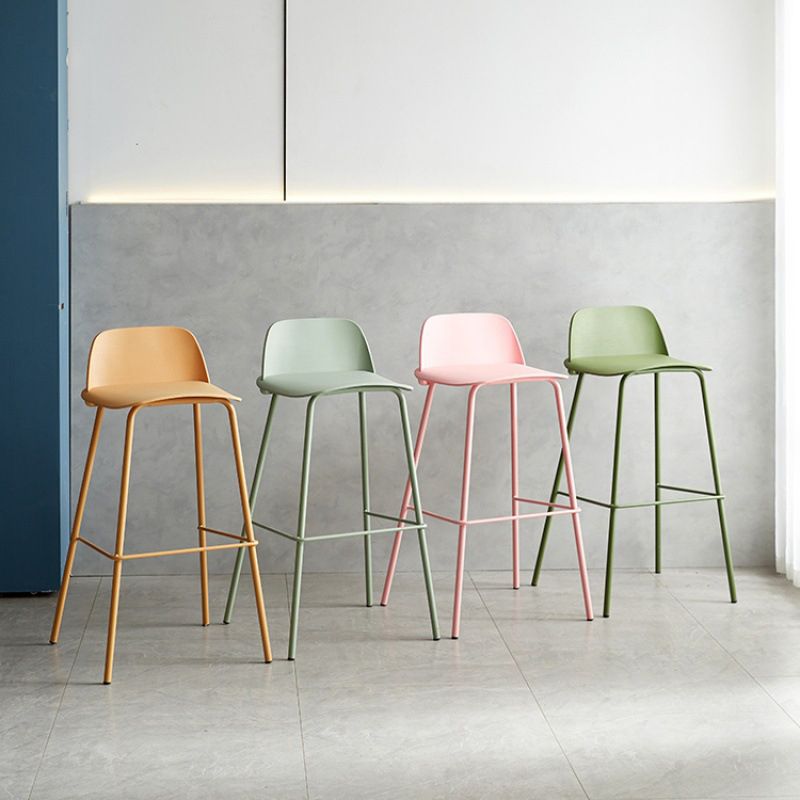 Dessert Shop Footrest Scandinavian Stool Matte Finish Plastic Barstool