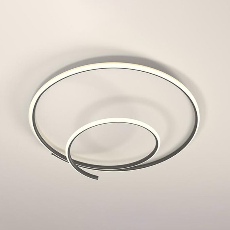 Metal Round Flush Ceiling Light Modern Style 1 Light Flush Mount Fixture in Black