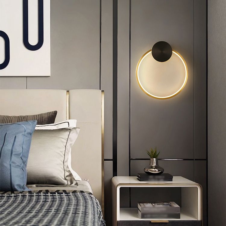 Metal Round Shape Wall Light Modern Style 1 Light Wall Mounted Light Fixtures