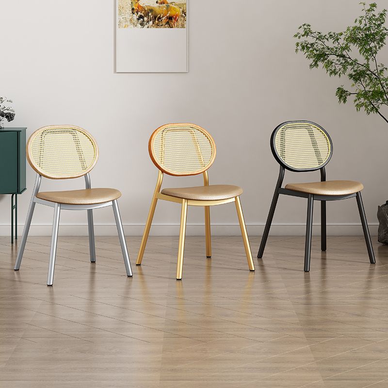 Silla lateral de comedor escandinava con respaldo abierto para silla lateral de comedor de cuero para el hogar