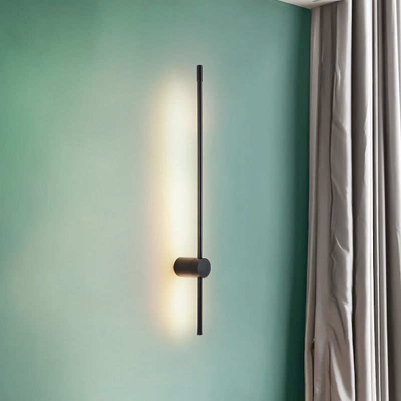 Minimalist Metal Wall Light Straight Shape LED Wall Sconce for Bedroom