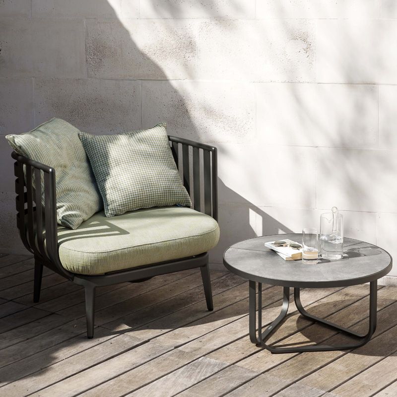 Round Sintered Stone Top Table Industrial Outdoor Table with Metal Base