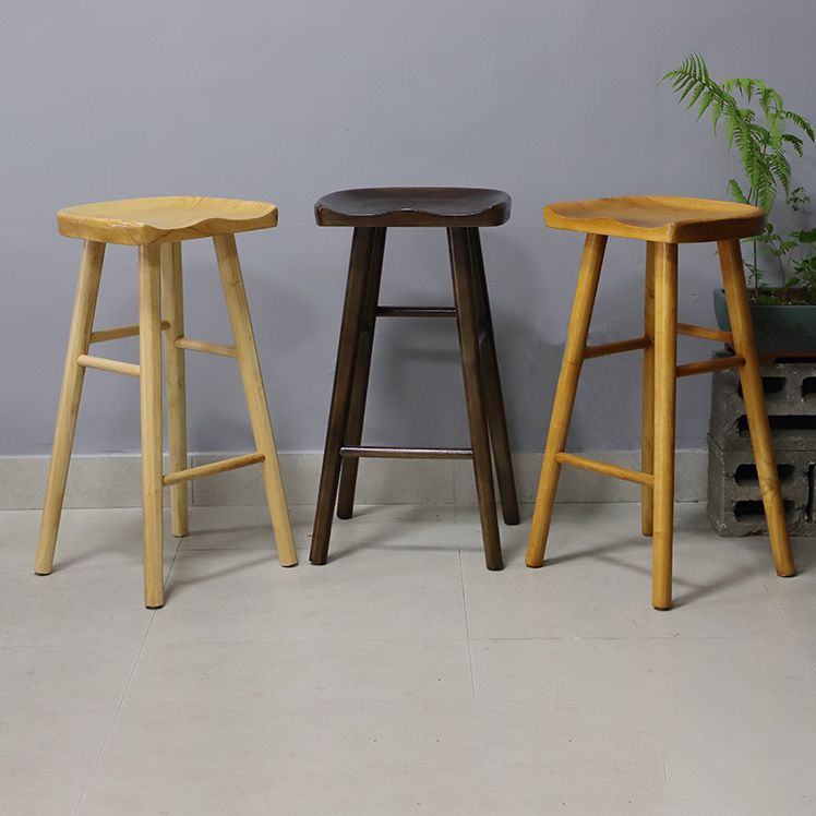 Moderner Barhocker aus massivem Holz mit Fußstütze für die Küche, einfacher Holzhocker