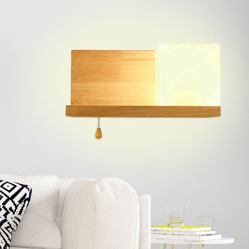 Simple Cubic Wall Appince Light Verre opaque 1 lampe murale du salon de l'ampoule avec plaque arrière en bois oblongue en beige