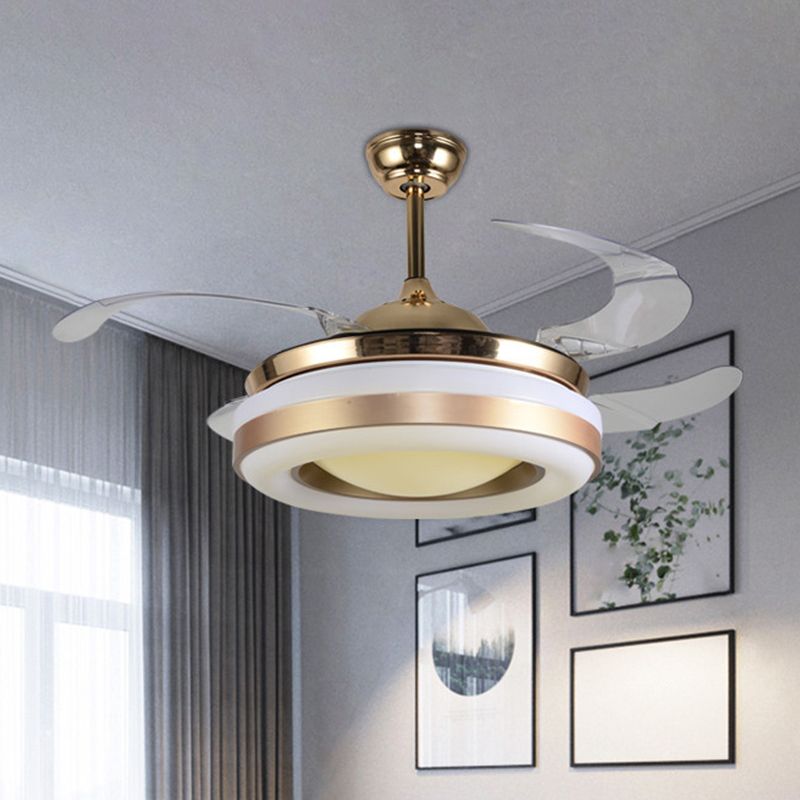 Lámpara de ventilador colgante de oro de 19 "de ancho Modernismo LED acrílico Semi-Flush Light, 4 cuchillas
