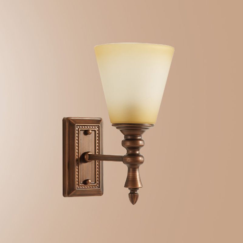 1-Licht-Creme-Glas-Wandleuchte Vintage braune Kegelschatten Wohnzimmer Wandmontage Lampe