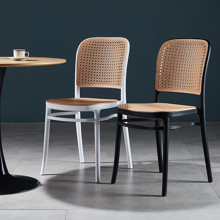 Silla de comedor de estilo moderno, silla lateral sin brazos de comedor de plástico para cocina