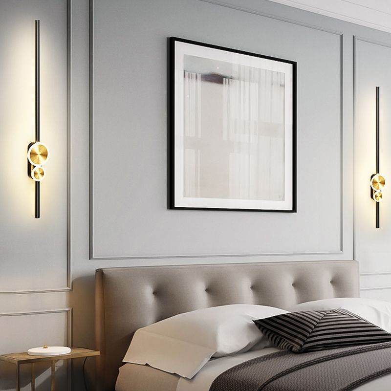 Linear Shape Metal Wall Lights Modern Style 3 Light Wall Mounted Light Fixtures in Black