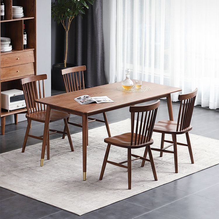 Mesa de comedor rectangular tradicional de madera sólida Mesa de comedor de madera con 4 patas