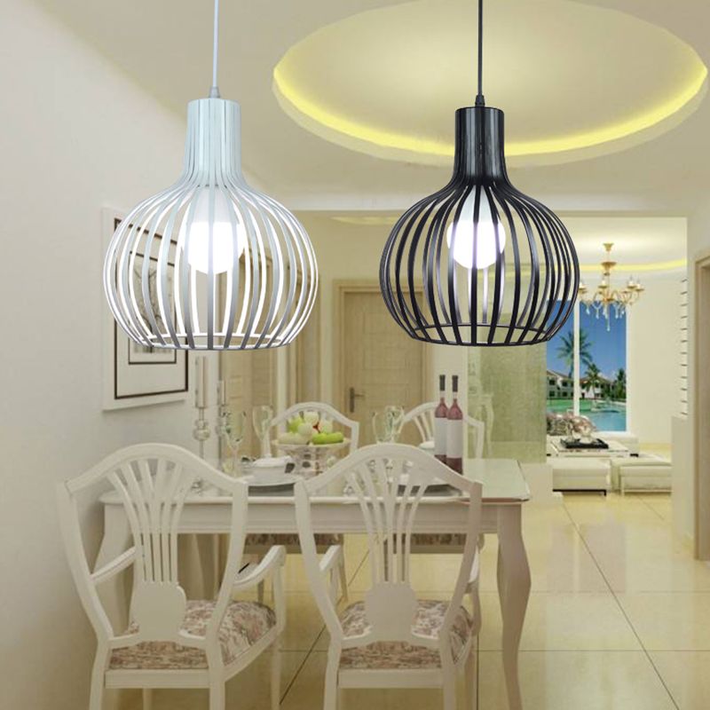 Lámpara de luz colgante esférica de estilo loft 1 lámpara de suspensión de techo de metal bulbo