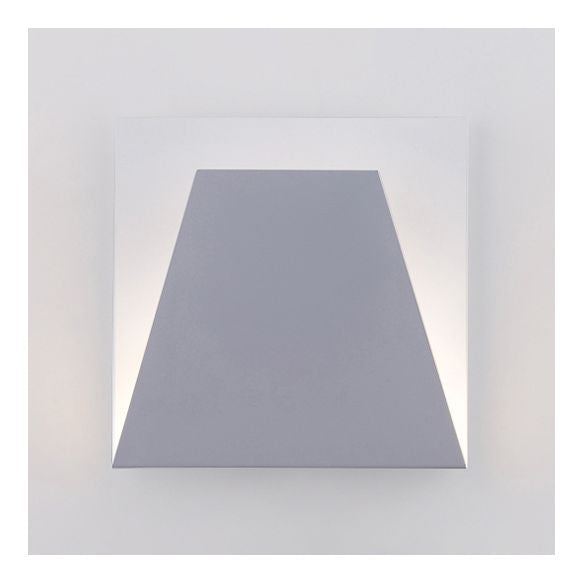 Geometric Metal Wall Lamp Simplistic Style LED White Wall Light Sconce in Warm/White Lighting for Bedroom