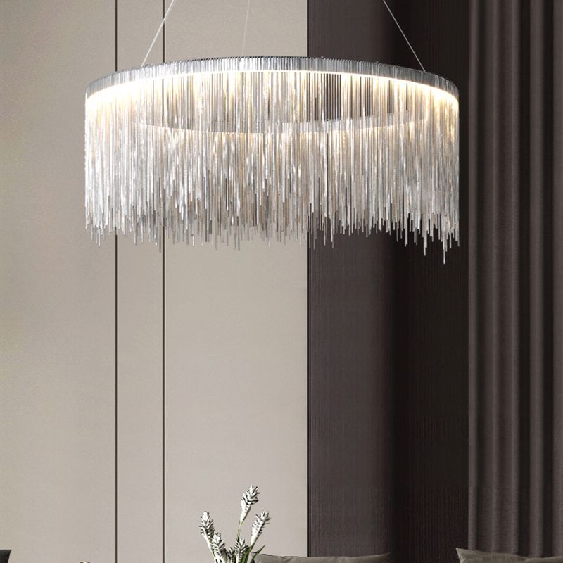 Silver Round Pendant Pildal Metal Chain Shade Chandelier Light pour salle à manger