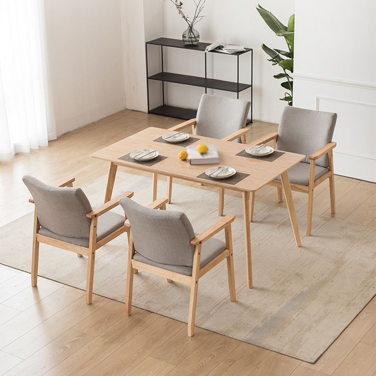 Chaise contemporaine en bois d'hévéa à dossier solide, chaise de salle à manger en bois au fini mat avec pieds naturels
