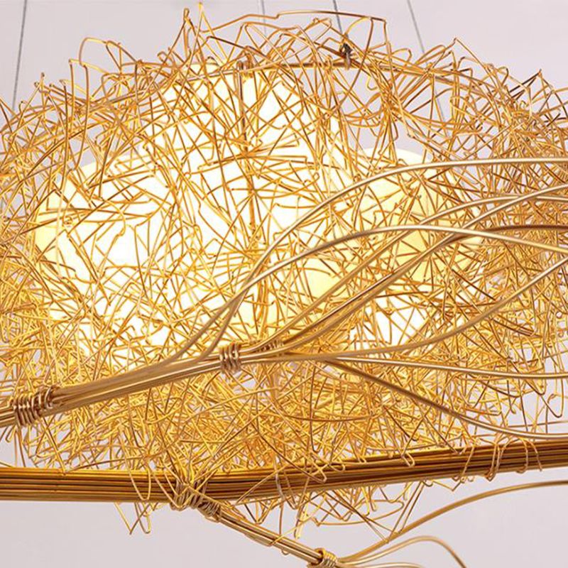 Bird and Nest Island Lampada decorativa in metallo in metallo appeso con tonalità in vetro di uova